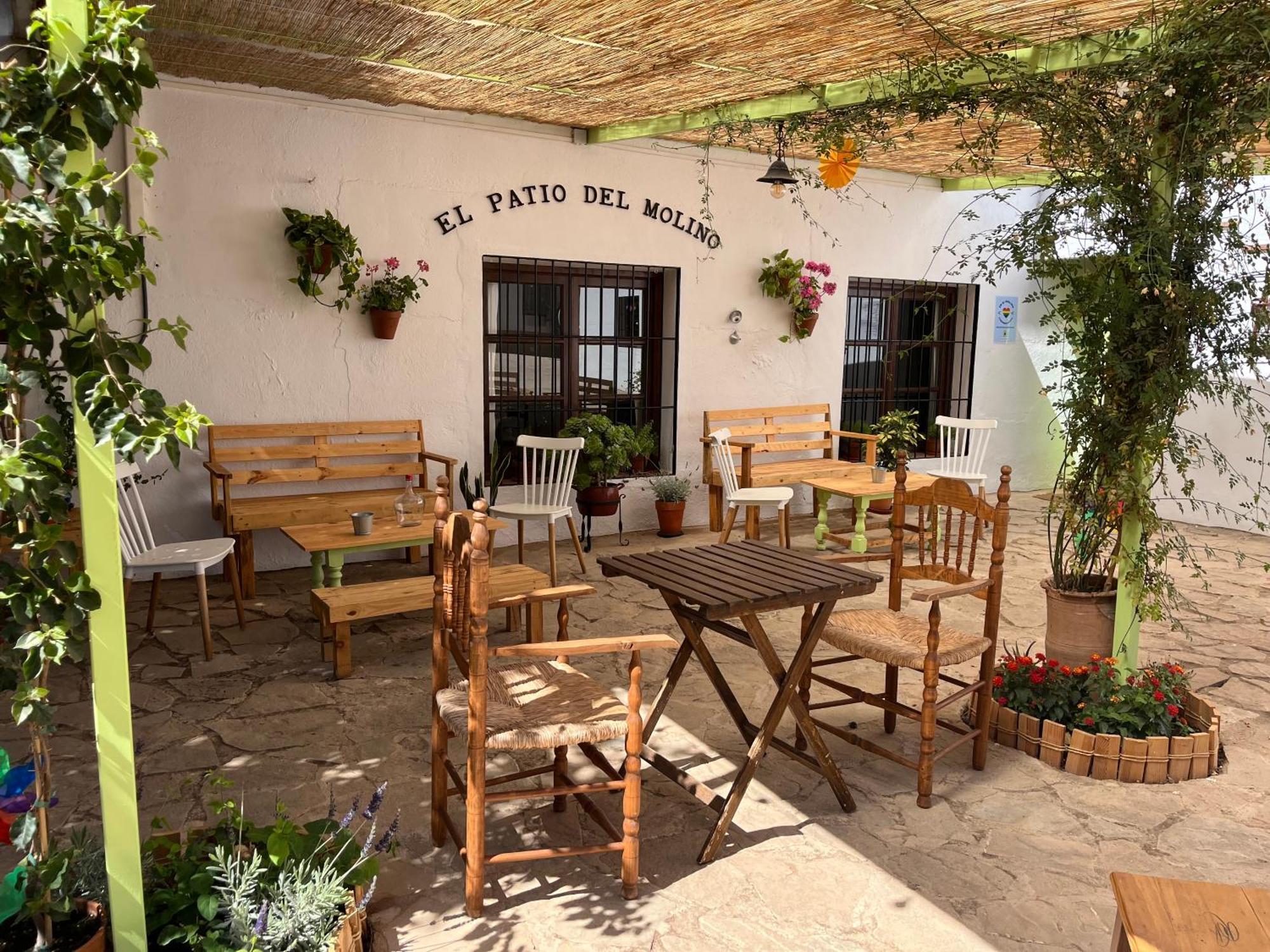 El Patio Del Molino - Hostal Rural Виянуева дел Трабуко Екстериор снимка